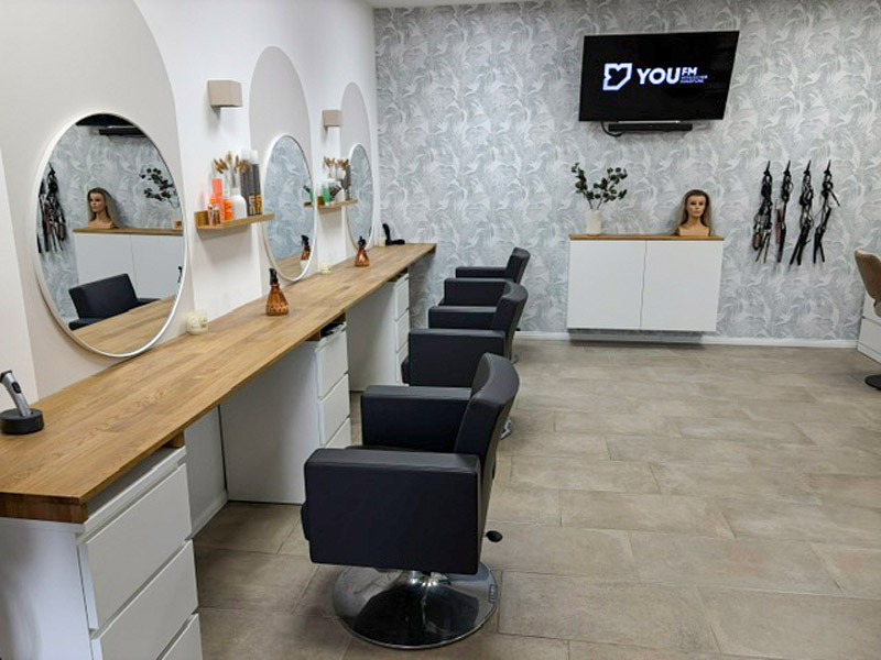 Sitzplätze im Friseursalon NB Studio
